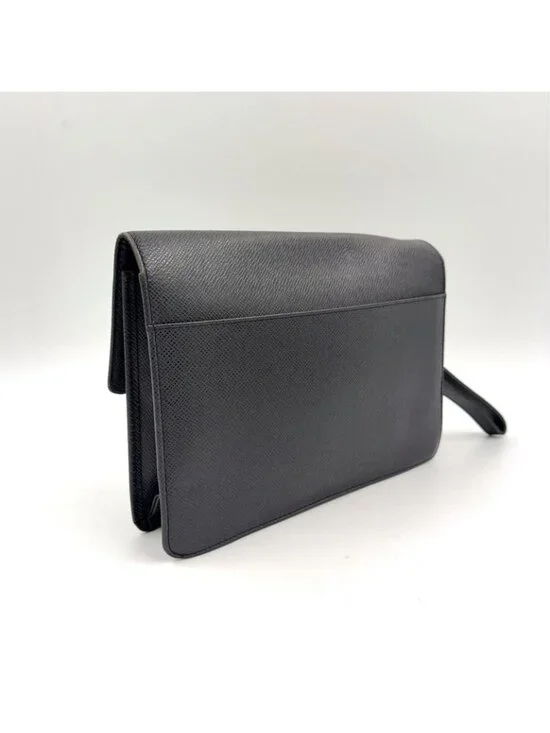 Louis Vuitton Selenga Taiga Ardoise Leather Black Clutch Silver - Picture 2 of 15